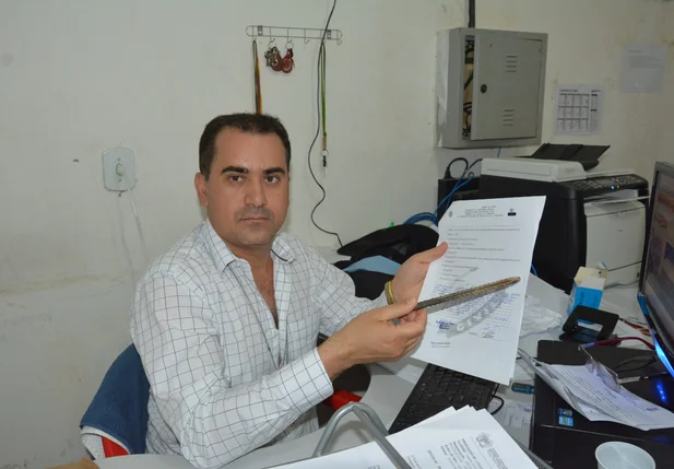Delegado Miguel e a arma utilizada no crime