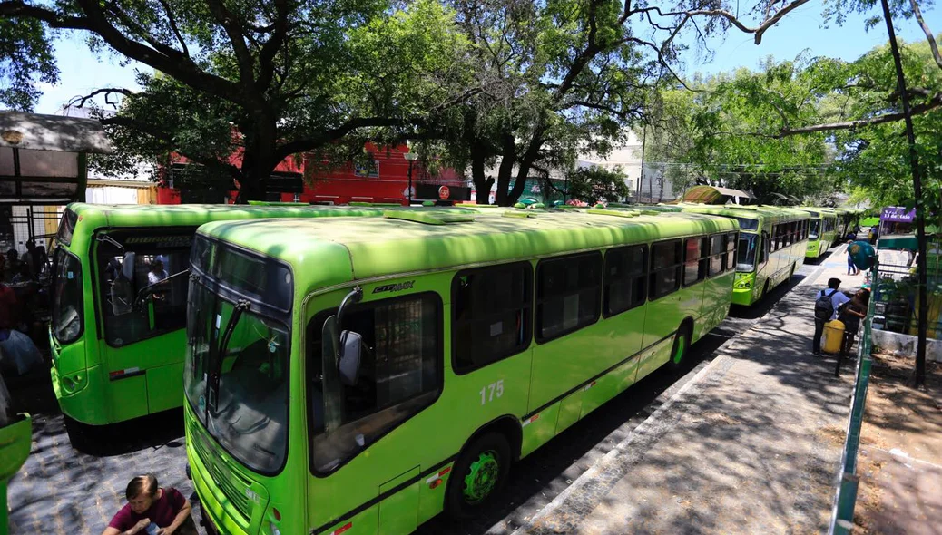 Paralisação de motoristas de ônibus e cobradores em Teresina