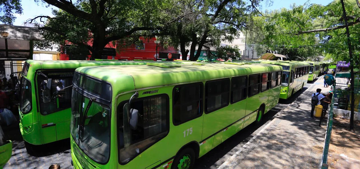 Paralisação de motoristas de ônibus e cobradores em Teresina