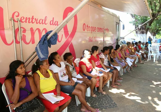 Outubro Rosa em Esperantina