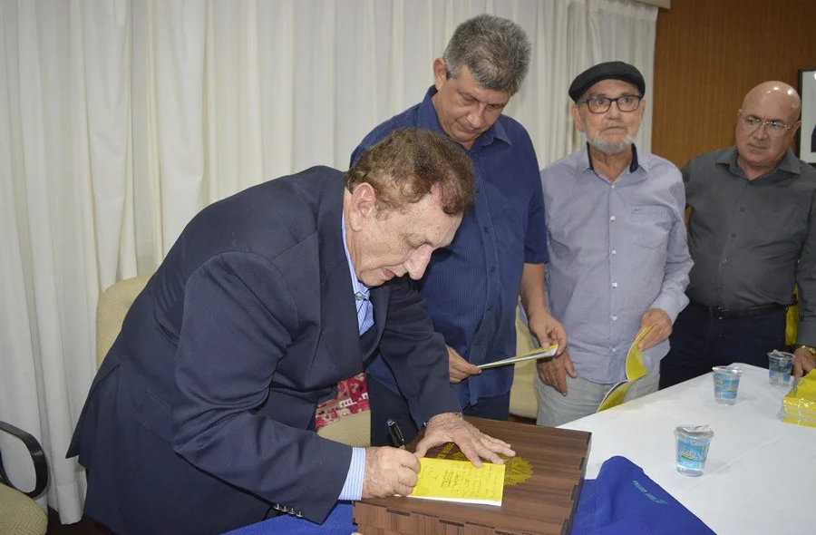 Momento de autógrafos