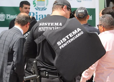 Agentes Penitenciários 
