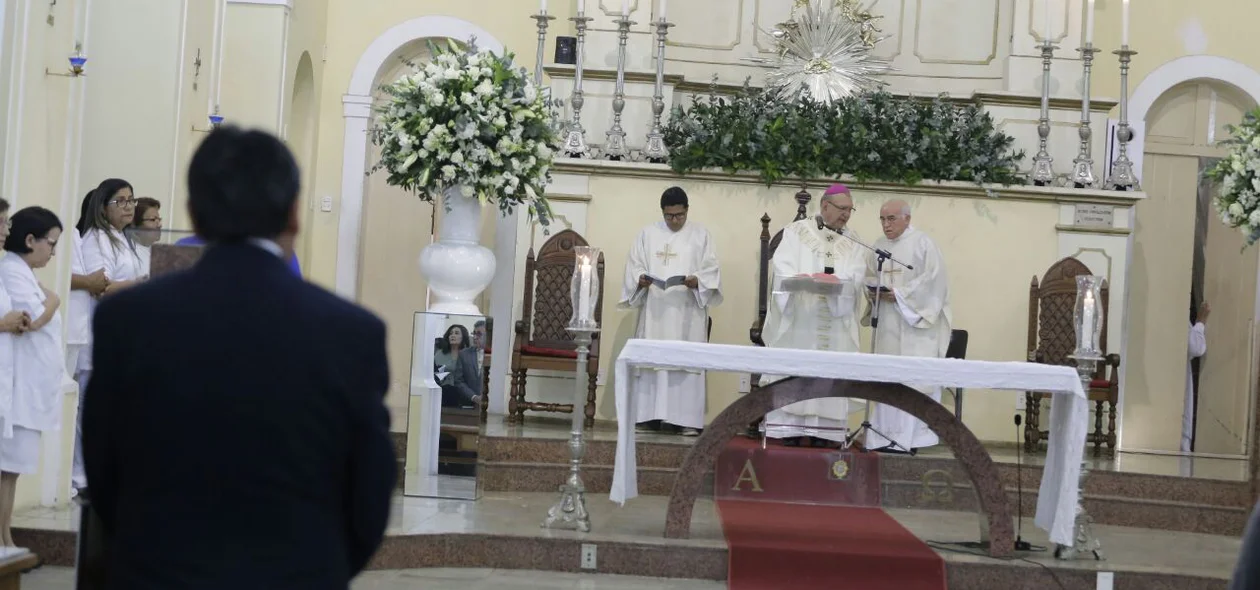 Missa na Paróquia de Nossa Senhora das Dores
