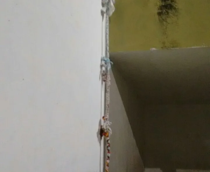 Tentaram fugir usando cordas  