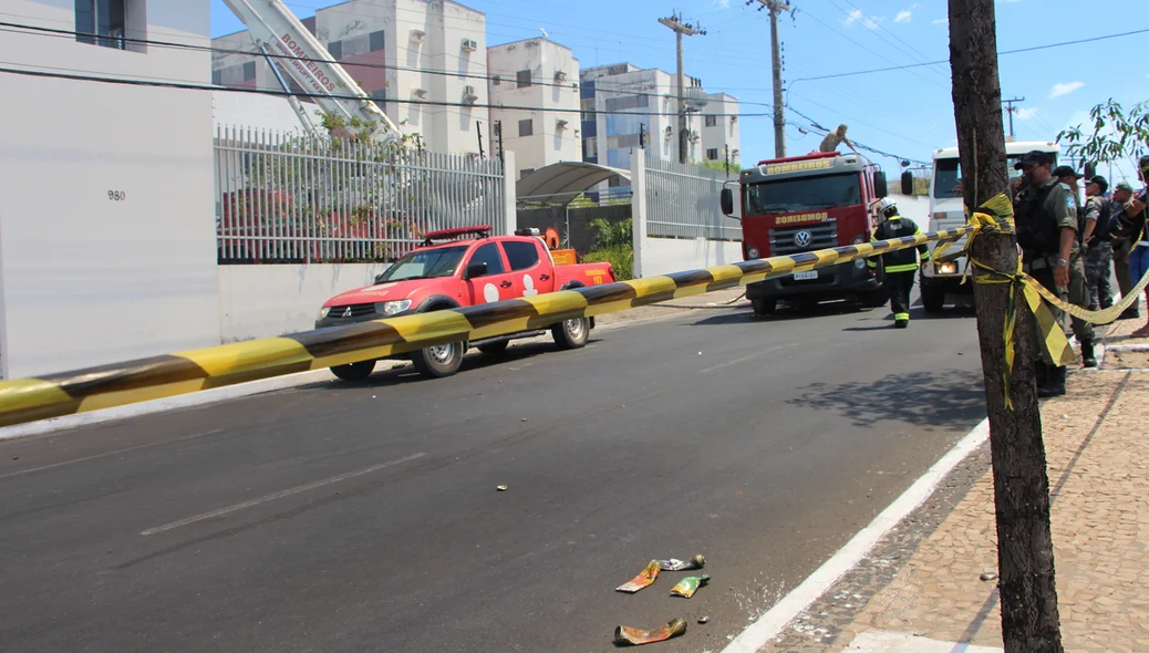 Corpo de Bombeiros isola o local