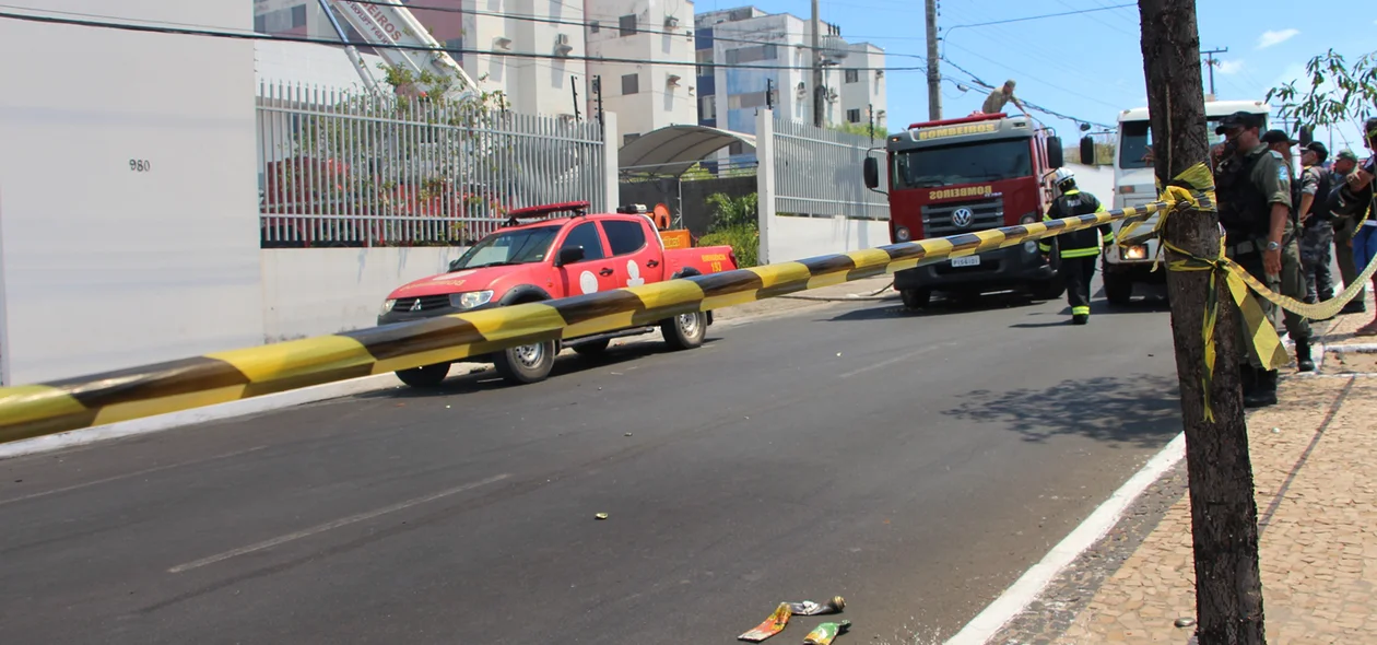 Corpo de Bombeiros isola o local