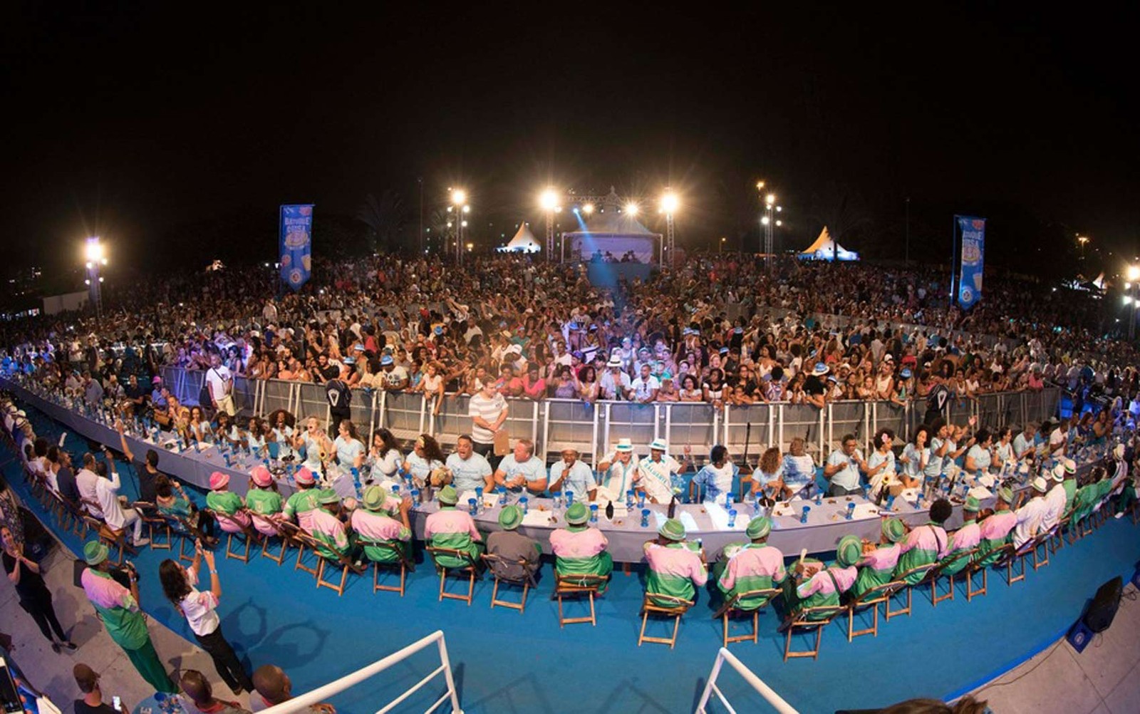 Maior roda de samba do mundo