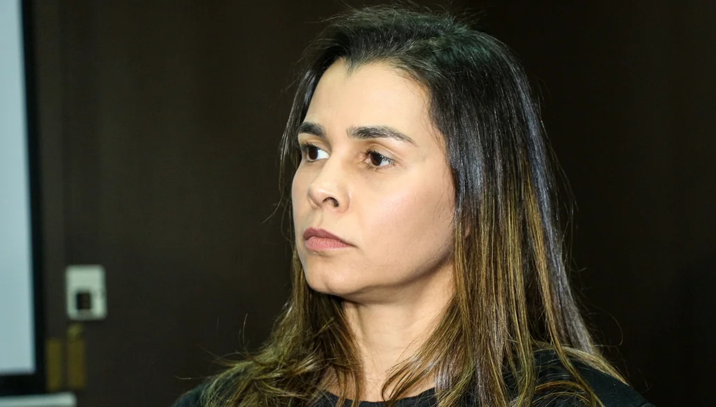 promotora Luana Azeredo