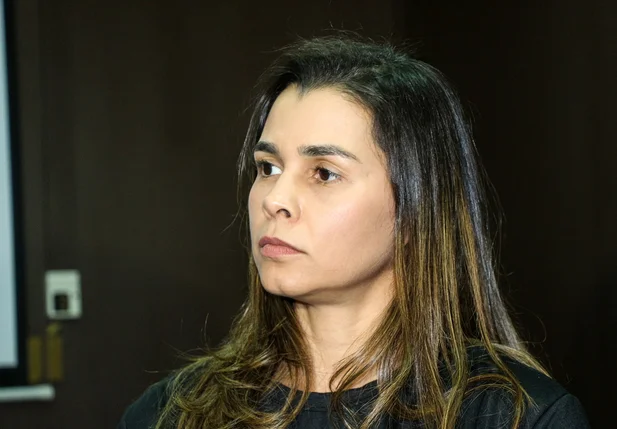 promotora Luana Azeredo