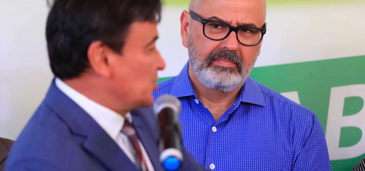 Wellington Dias participa da solenidade de inauguração do booster do Dirceu em Teresina