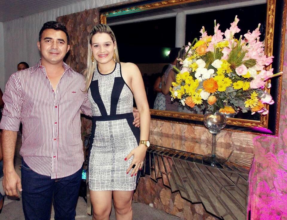 Ex-prefeito Parambu e a esposa   