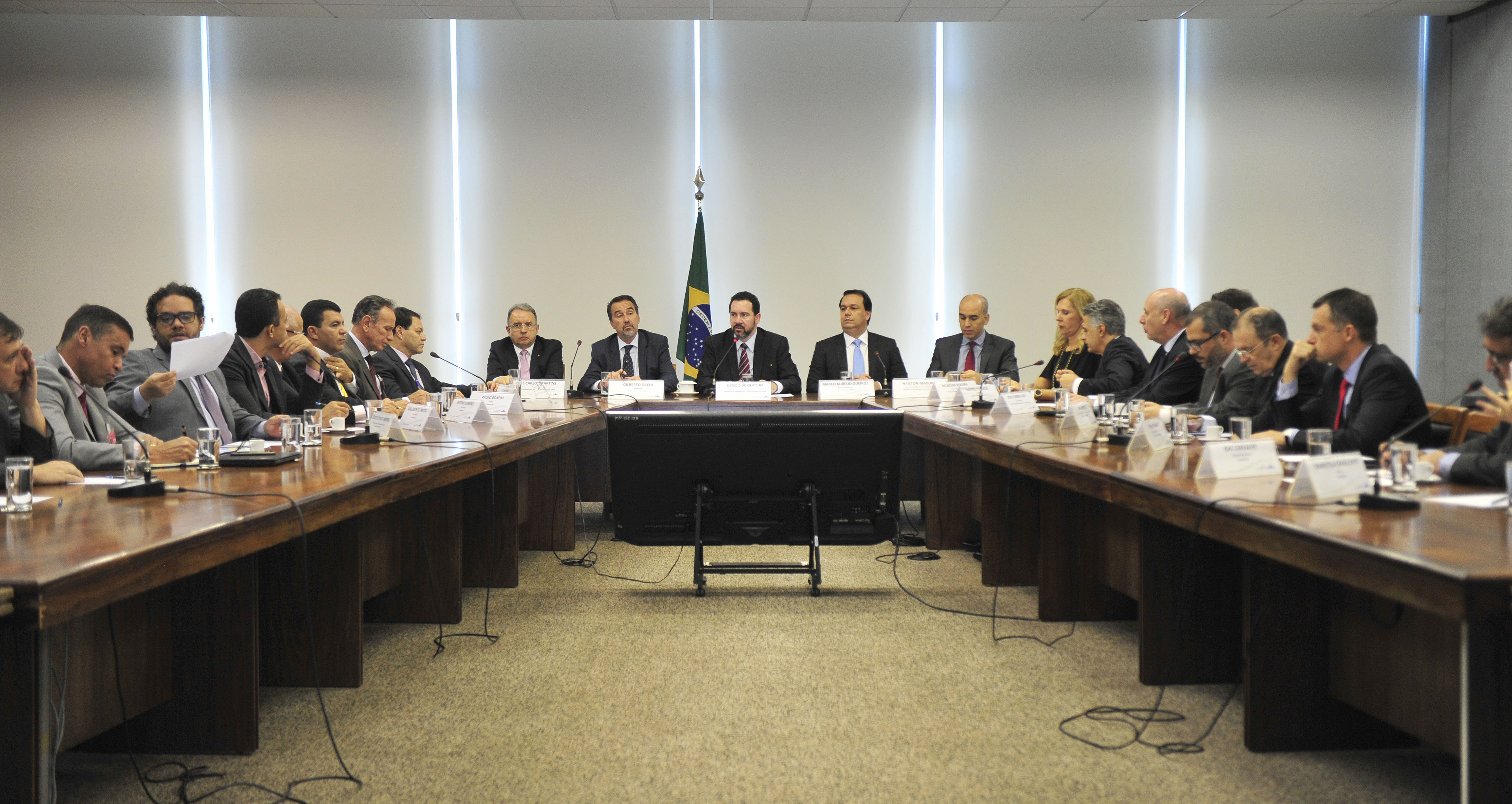 Reunião ontem (25) no Ministério do Planejamento, Desenvolvimento e Gestão 