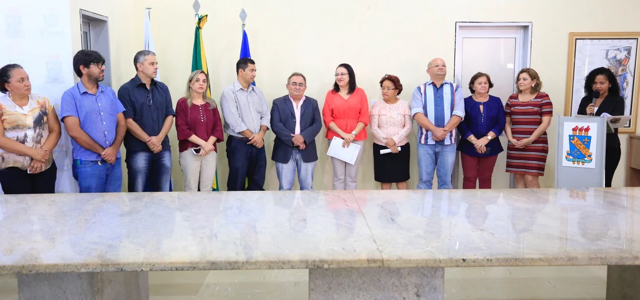 Lançamento ocorreu na manhã desta sexta-feira (27)