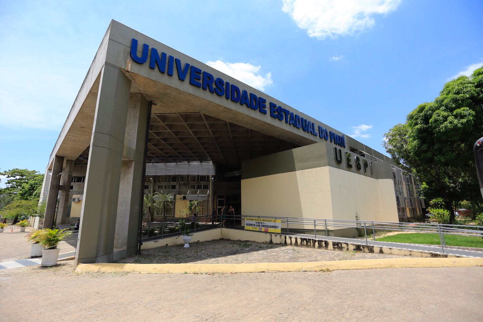 Universidade Estadual do Piauí (UESPI)