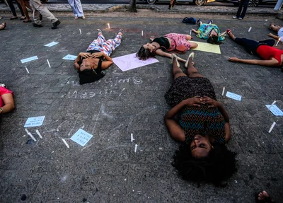 Ato de Mulheres pela morte de Camilla Abreu 