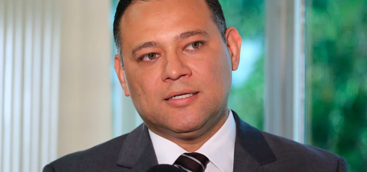 Delegado Riedel Batista