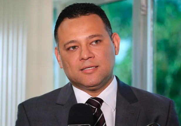 Delegado Riedel Batista