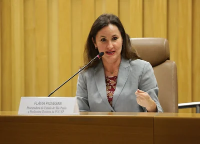 Flávia Piovesan