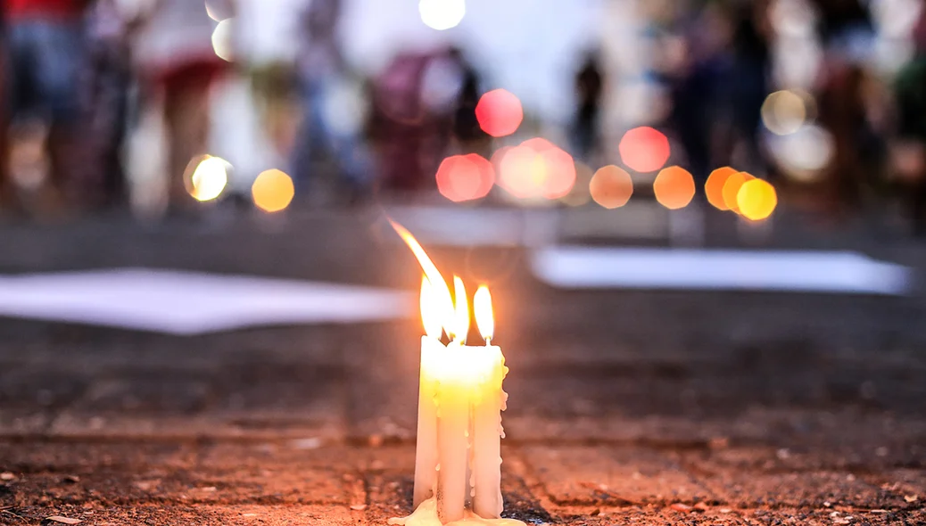 Velas no ato público 