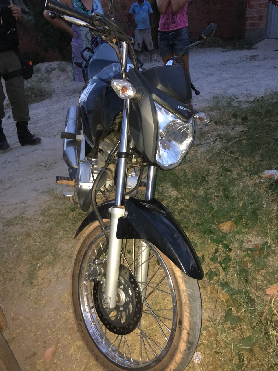 Motocicleta recuperada após roubo em Teresina 