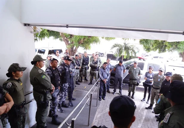 Mais de 800 policiais participam da Operação Enem