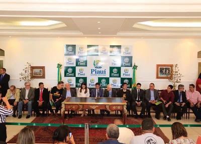 Solenidade de lançamento da Expoapi