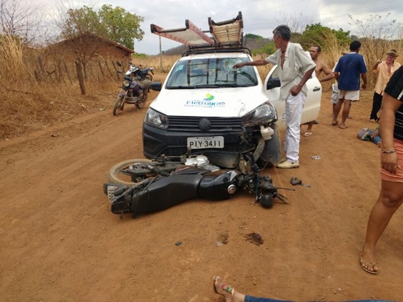 Acidente com carro da Eletrobras deixa mãe e filha feridas no PI