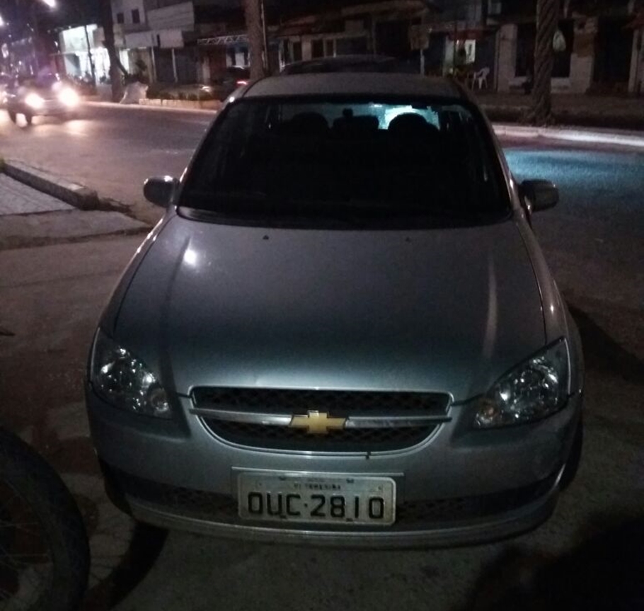 carro com restrição de roubo