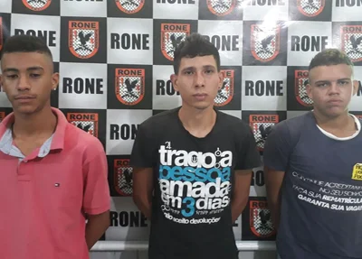 Homens presos por tráfico de drogas