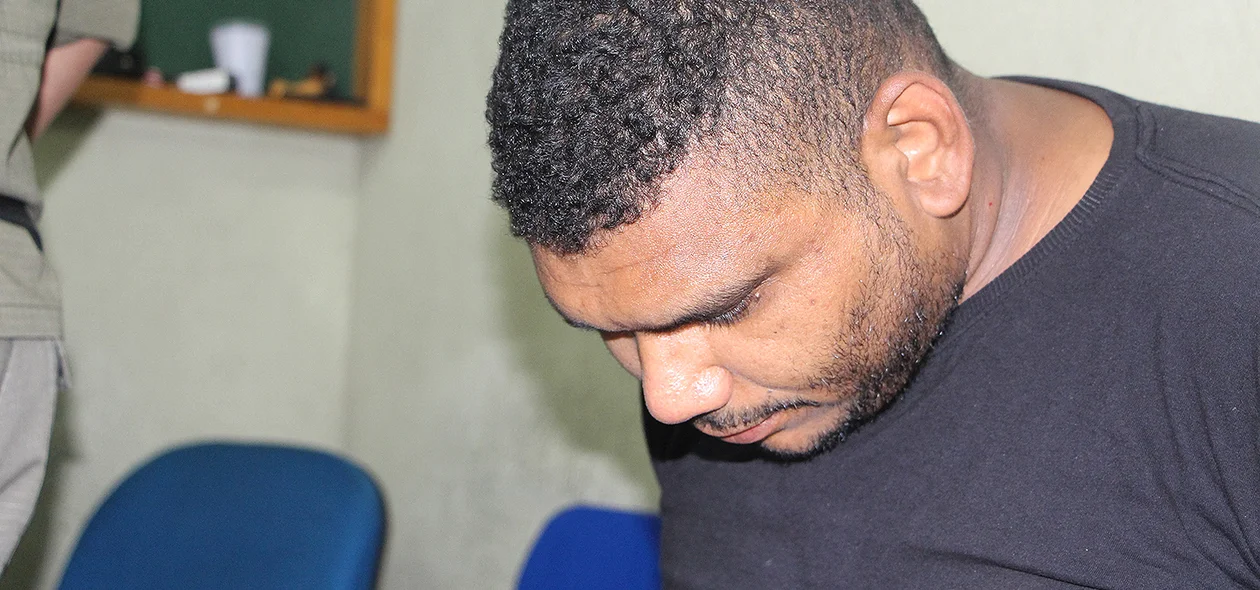 Antonio Carlos, conhecido como Bola Sete, já tem passagem pela polícia 