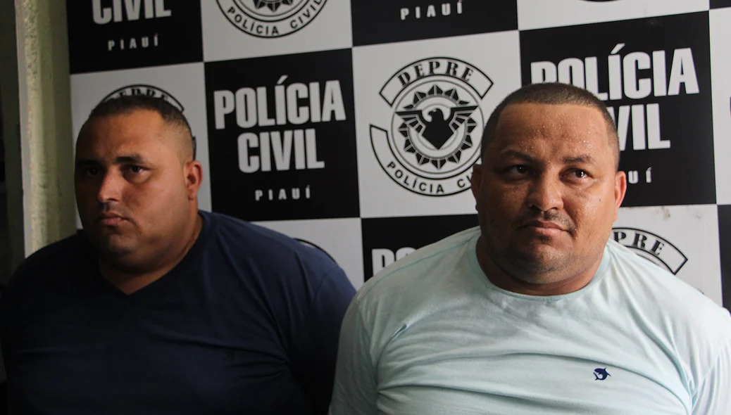 Dois irmãos são presos por tráfico de drogas na zona Sudeste de Teresina