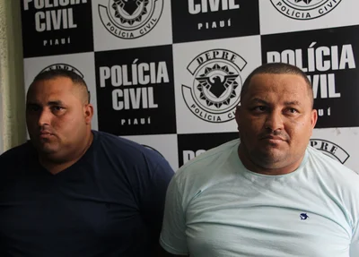 Dois irmãos são presos por tráfico de drogas na zona Sudeste de Teresina