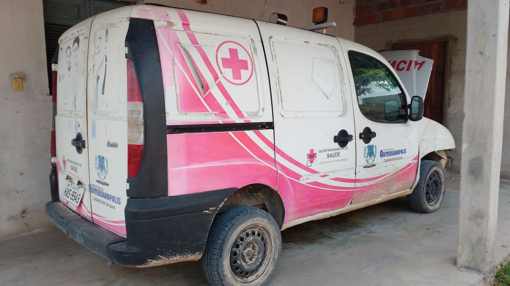 Ambulância roubada no Ceará