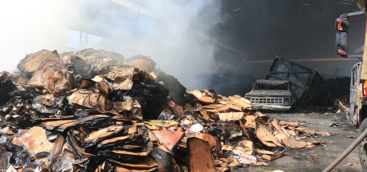 material incendiado