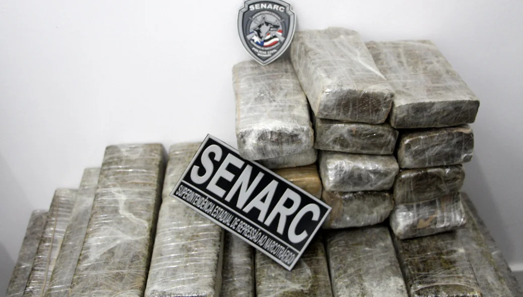 As drogas foram encontradas através dos cães farejadores