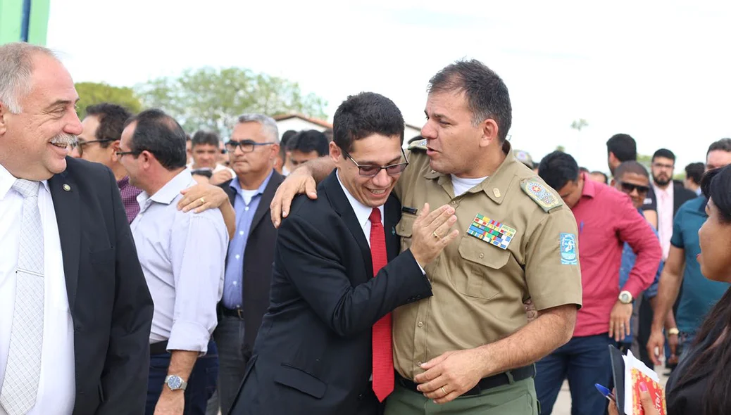 Secretário de Justiça, Daniel Oliveira e o Coronel Carlos Augusto  