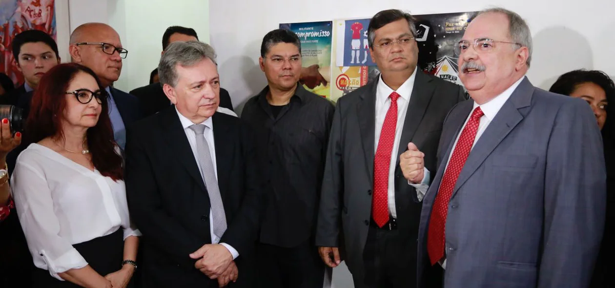 Visita do governador Flávio Dino a sede do PCdoB em Teresina