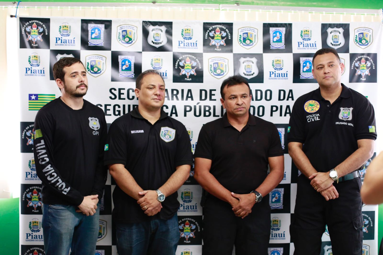 Delegados falam sobre operação