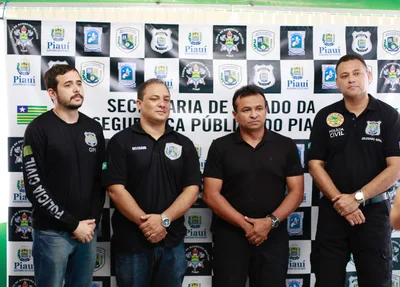 Delegados falam sobre operação