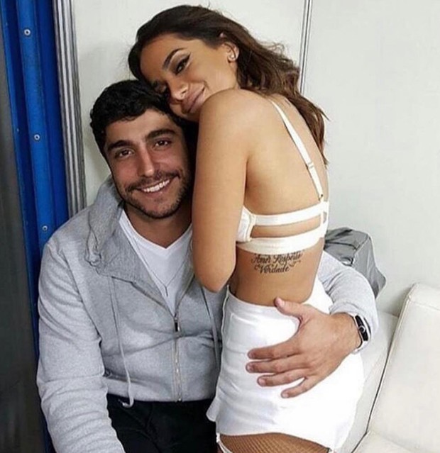 Anitta e Thiago Magalhães