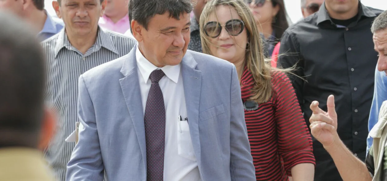 Governador participa da inauguração do aeroporto 