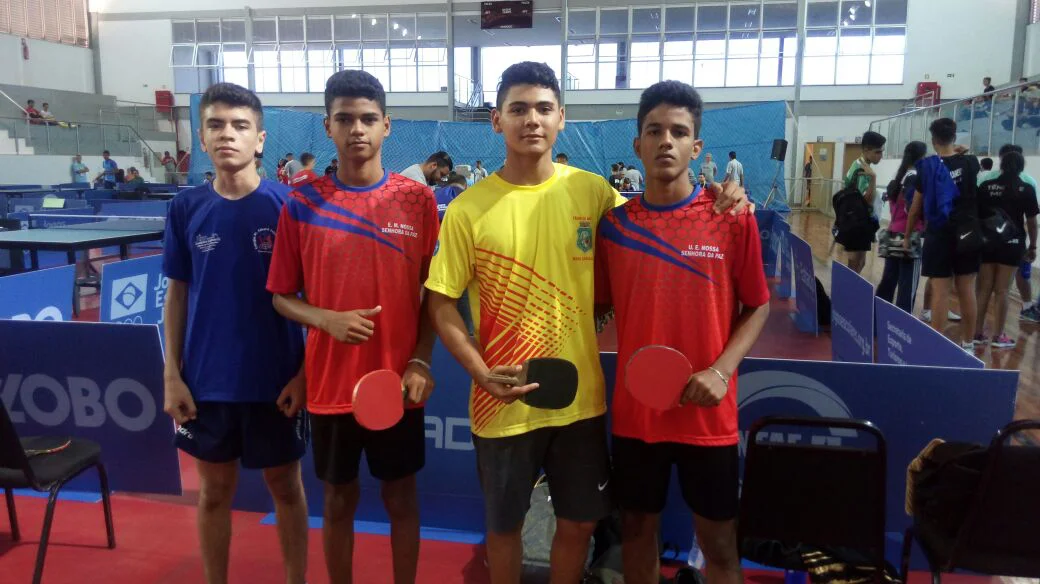Competição de ping pong
