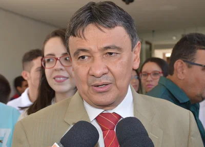 Governador inaugura obras em Picos e outros três municípios da região