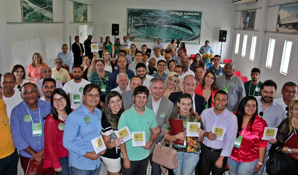 Militantes do PMDB de vários municípios do Piauí estiveram reunidos
