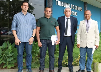 Militares se reúnem para discutir reajuste salarial