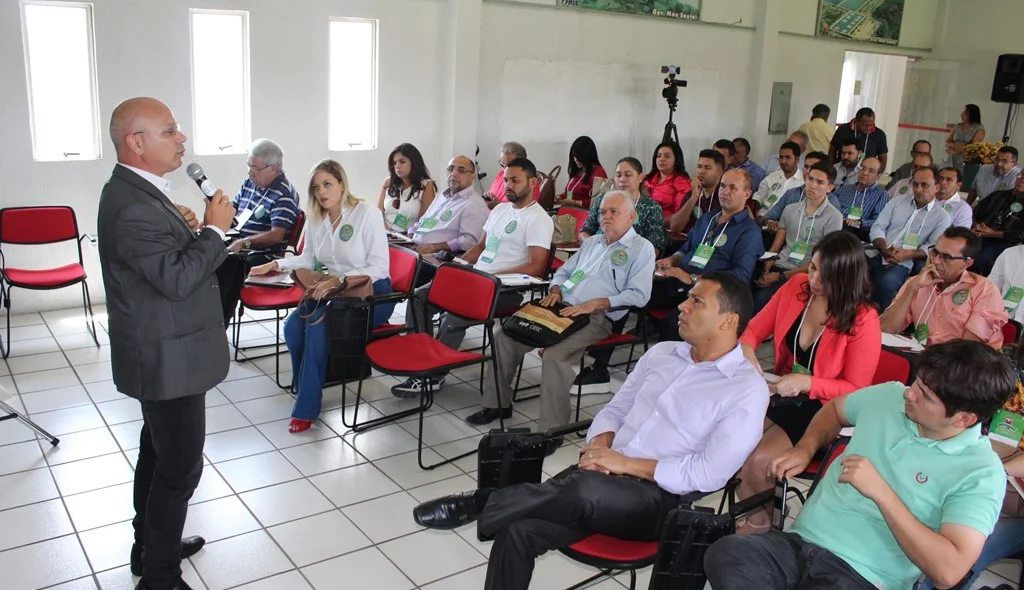 Palestra do professor Joel Maciel 