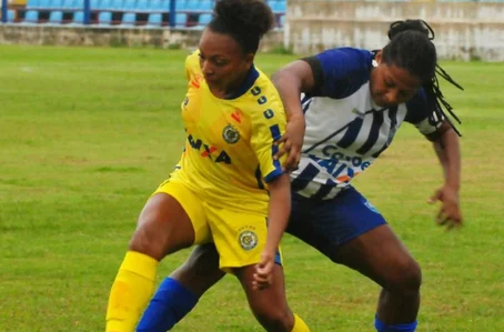 Atacante Valéria, do Tiradentes, marcou três gols