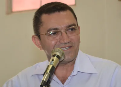Prefeito de Picos, Padre Walmir (PT)