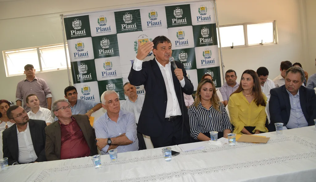 Governador preside solenidade de inauguração da UTI
