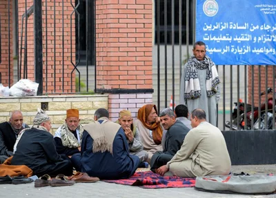 Parentes das vítimas de ataque no Egito aguardam informações